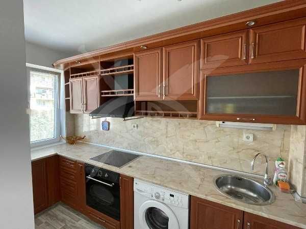 Дава се под наем Тристаен апартамент в Пловдив, Кючук Париж - 126 кв.м за 548.25 € - Снимка #1