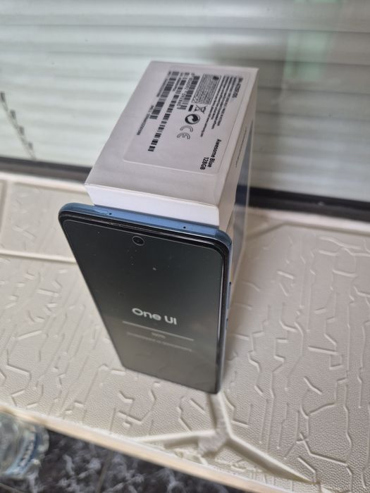Samsung Galaxy A72 в перфектно състояние