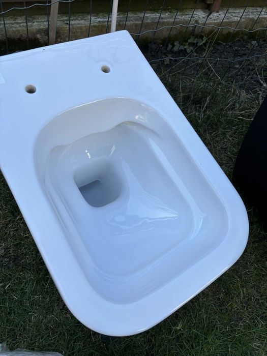 Lavoare și vas wc