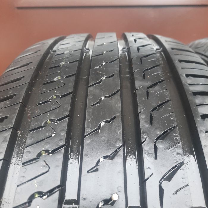 Гуми 225/50/R18 2бр.BARUM