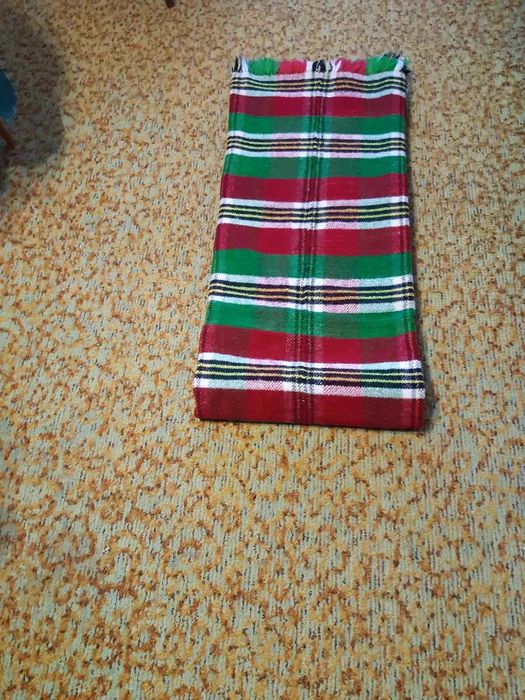 Продавам родопски вълнени одеала