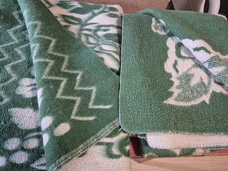 Продам одеяла  из верблюжей шерстии