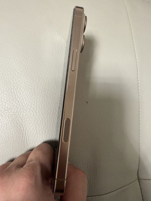 Iphone 16 pro max.