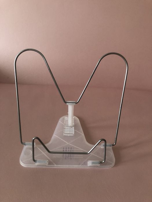 Подставка для книг