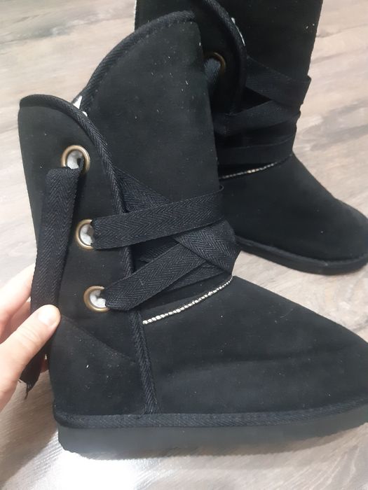 Продам б/у и новые угги