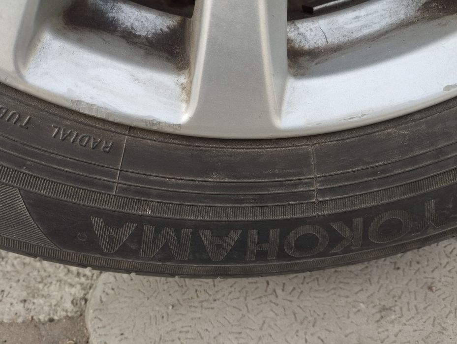 Шины летние 185/65/15 без диска