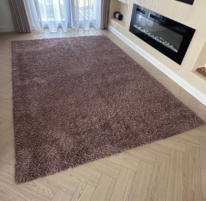 Vând covor 2x3 m