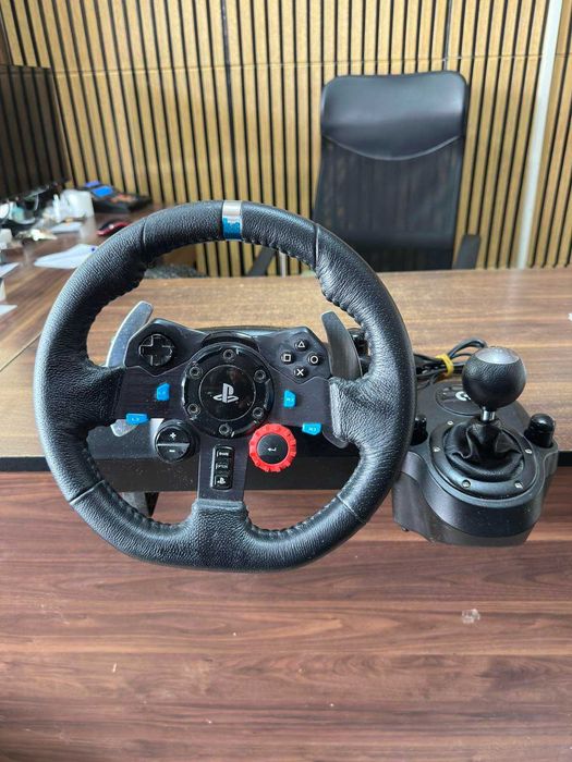 Волан Logitech G29 + скоростен лост (shifter) + педали