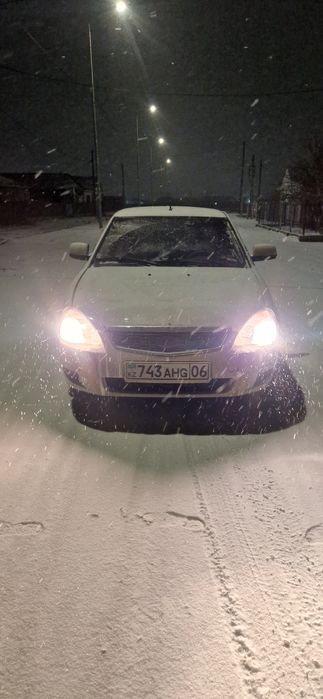 Приора 1 сатылады. Газ бензин срочно