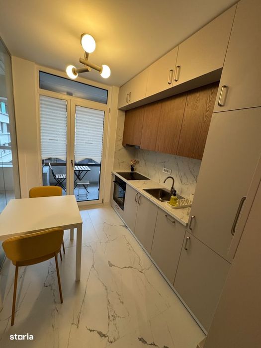 Garsoniera Akcent City la 5 min metrou Jiului Parcare subterana inclus
