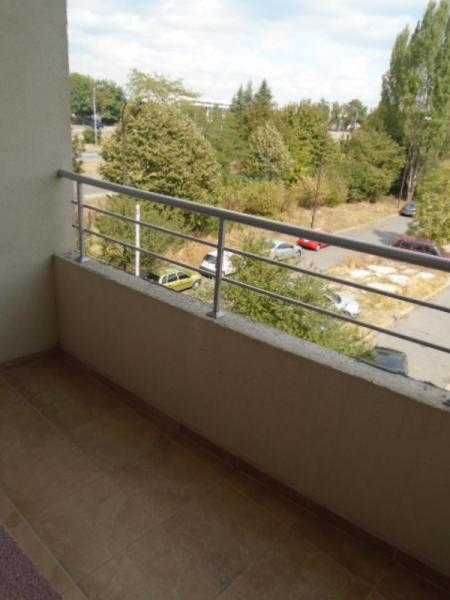 Дава се под наем Тристаен апартамент в Бургас, Славейков - 80 кв.м за 306 € - Снимка #8