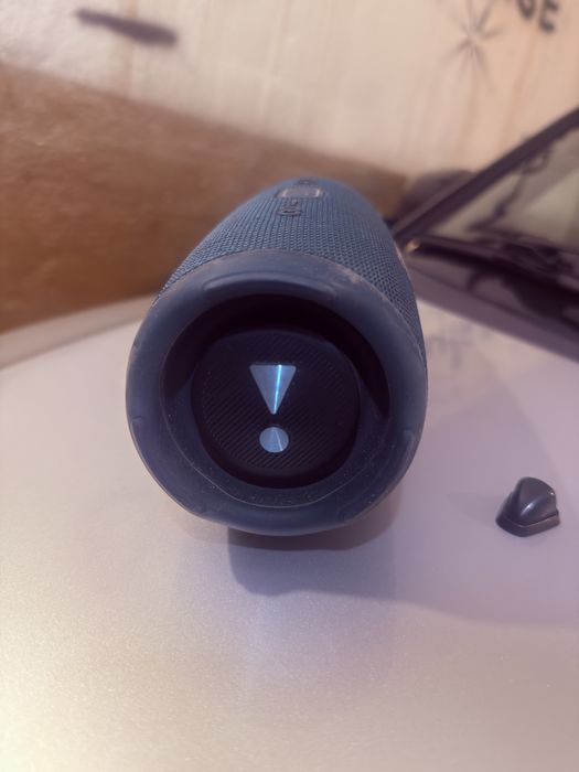 JBL Charge 5 blue