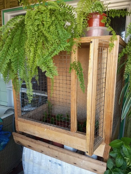 Клетка деревянная для птиц