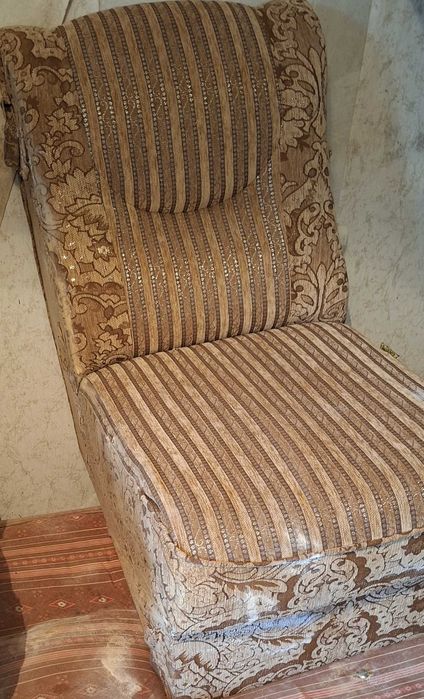 Продам диван и 2 кресла