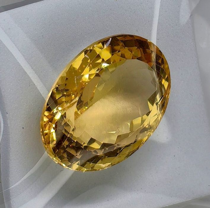 Citrin Natural 31.18 ct - Certificat IGE