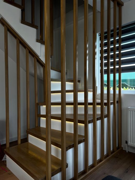 Elemente scară lemn masiv