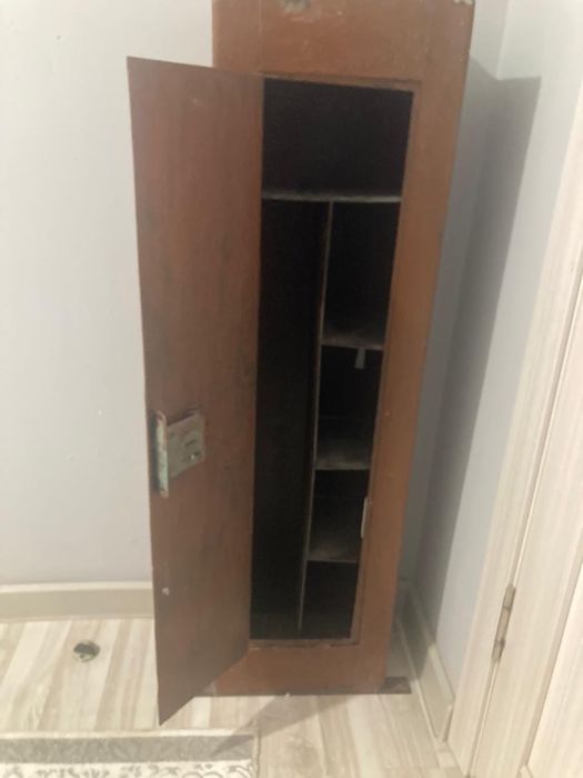 Металлический сейф