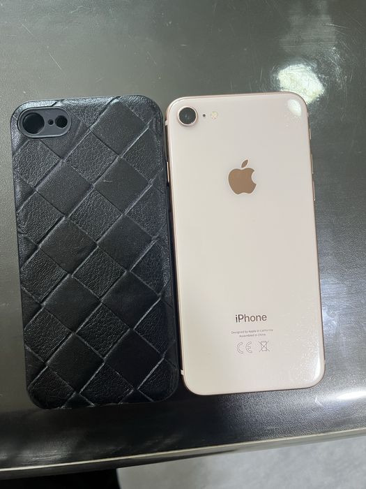 Айфон 8 color pink