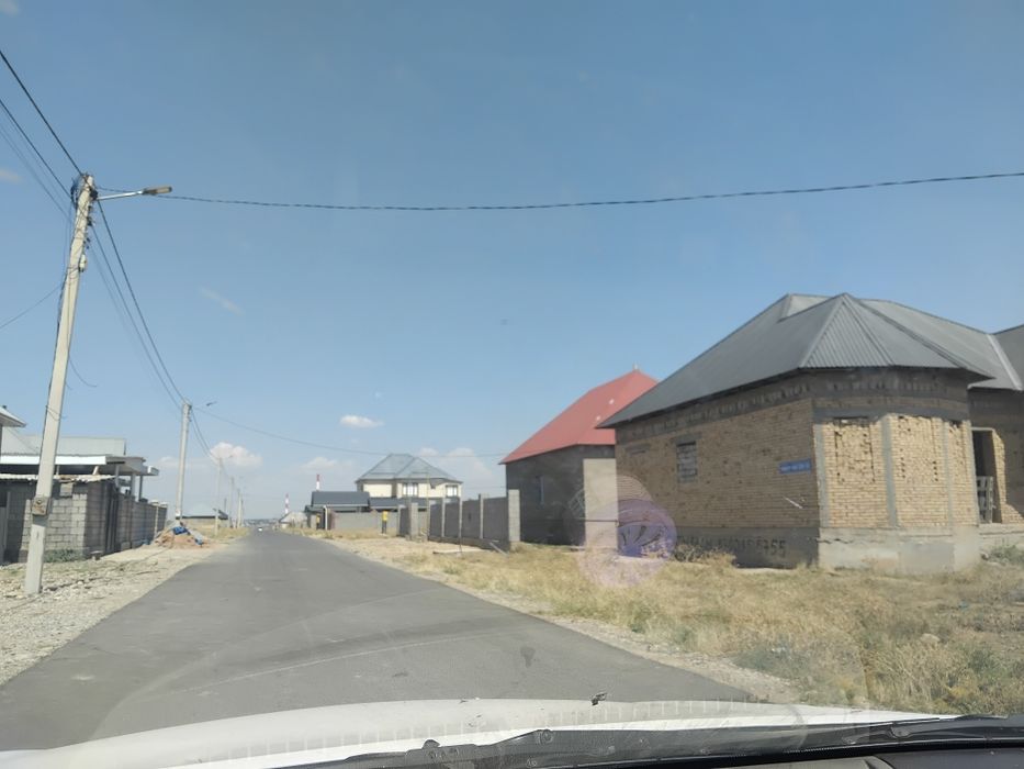 Уй сатылады. Прадается дом