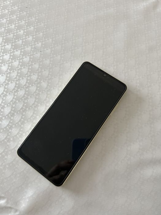 Продам самсунг, был куплен в августе