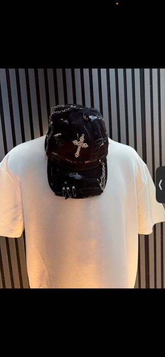 Sapca moderna by dgm fashion !