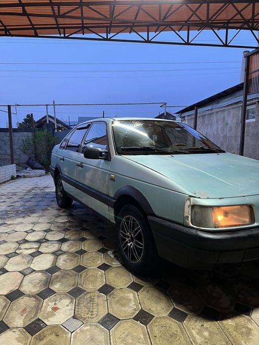 Продам Пассат б3 седан