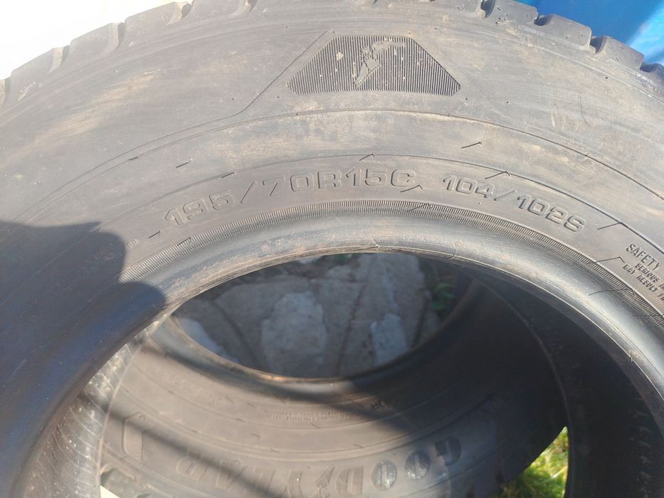 Гуми за Бус 195 /70/15С