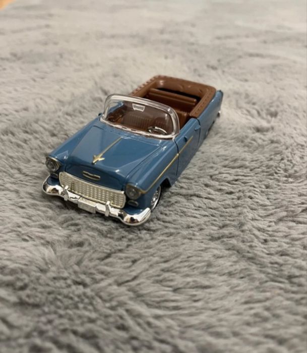 Machetă mașină clasică Chevrolet Bel Air decapotabil – colecție