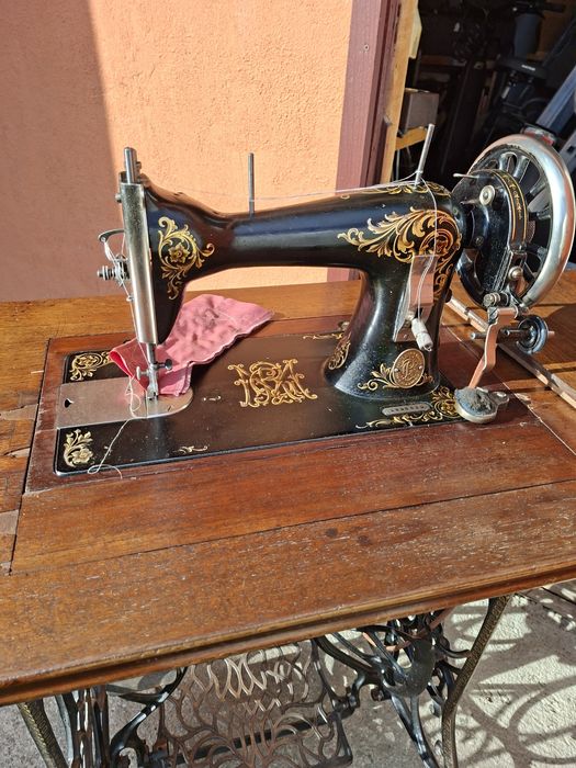 Vand masina de cusut Sincer.