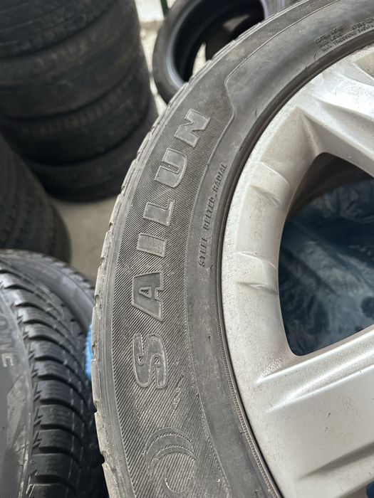 Гуми със джанти 255/50/19 ML164