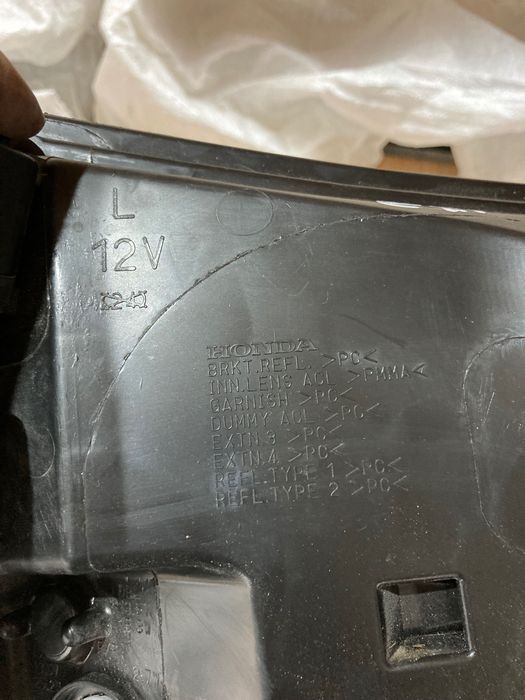 Ляв фар за Honda Cr-v. Led. 17-22.