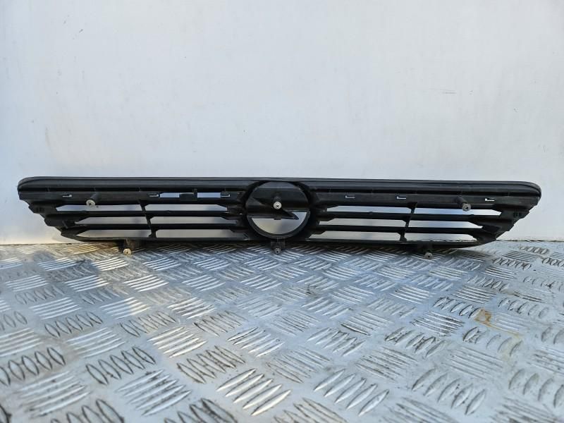 Grila radiator Opel Astra G