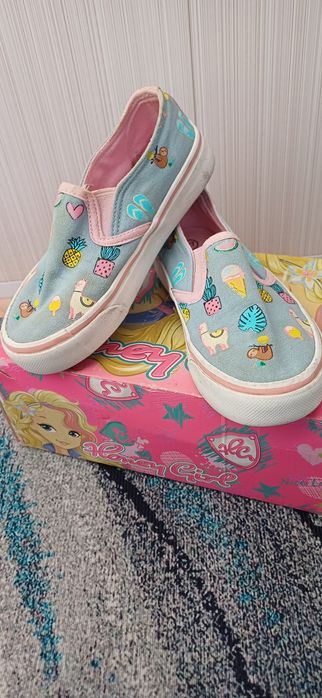 Обувь для девочки