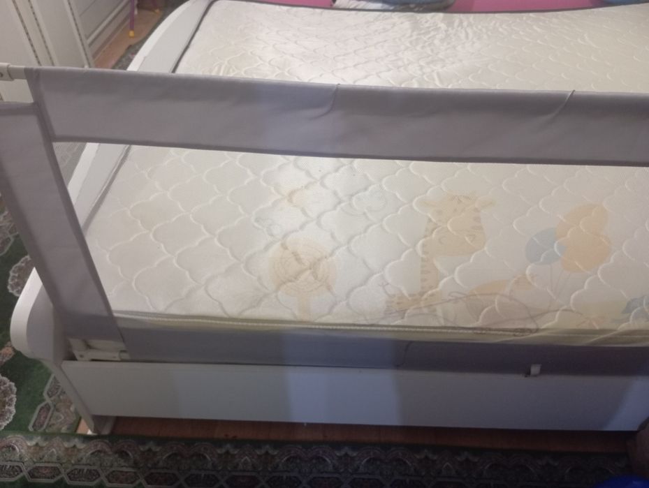 Кровать двухспальная