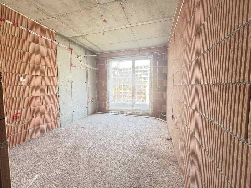 ЕКСКЛУЗИВНО! Двустаен тухлен обзаведен апартамент в квартал Възраждане