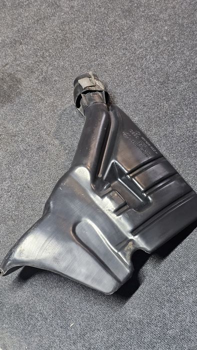 priza de aer volkswagen golf 2 gti / jetta 2

stare foarte b