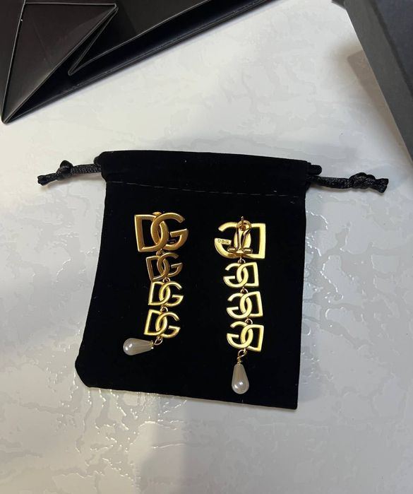 Обеци Dolce&Gabbana нови с кутия