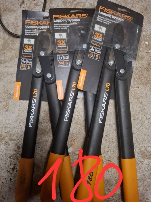 Diferite foarfece fiskars