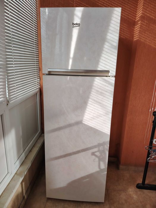 хладилник беко работи