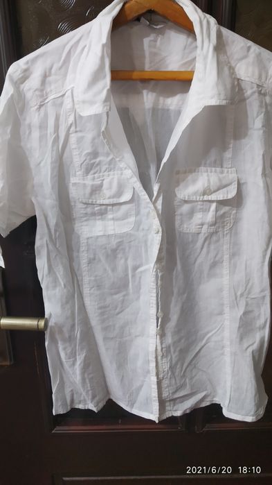 Продаются женские. Кофточки в идеальном состоянии.размеры указаны на ф