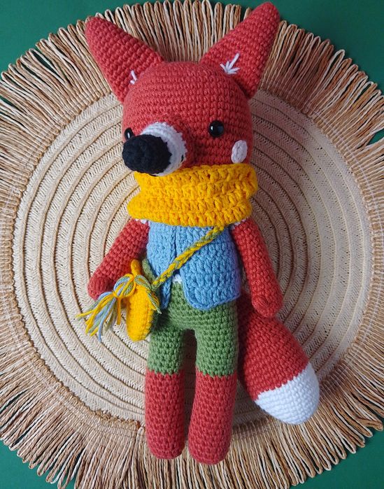 Плетена играчка - лисица