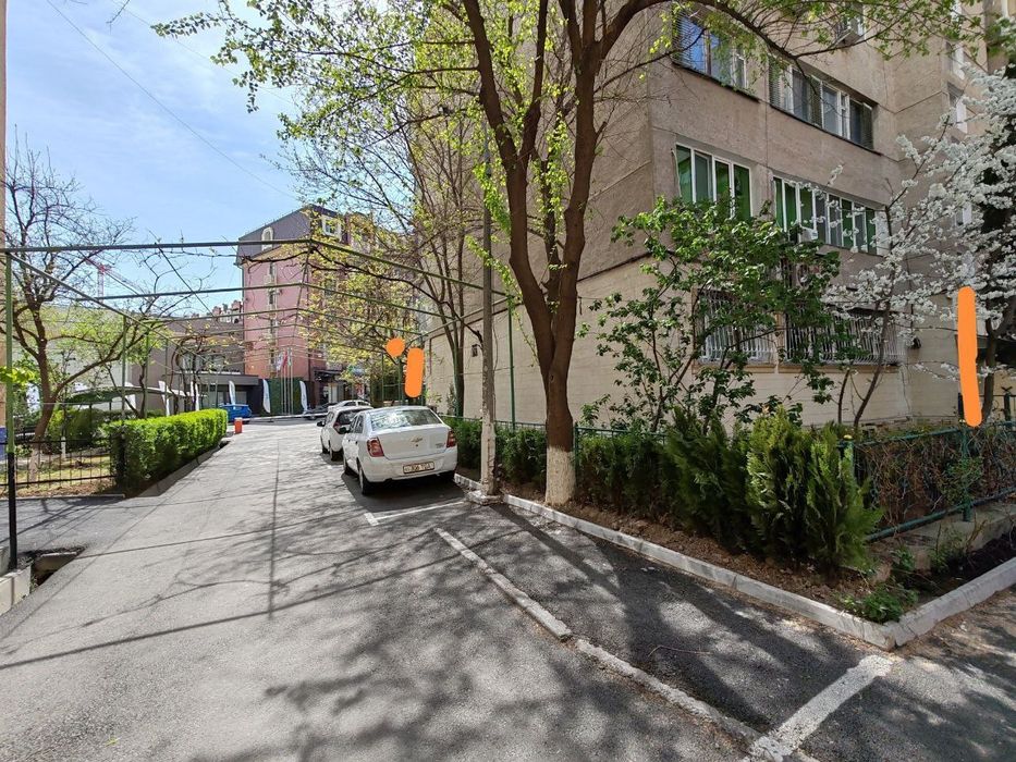 4/1/5 Дархан Спецплан 120кв. Подвал 80кв. Фасад 14м Под офис. 1 линия