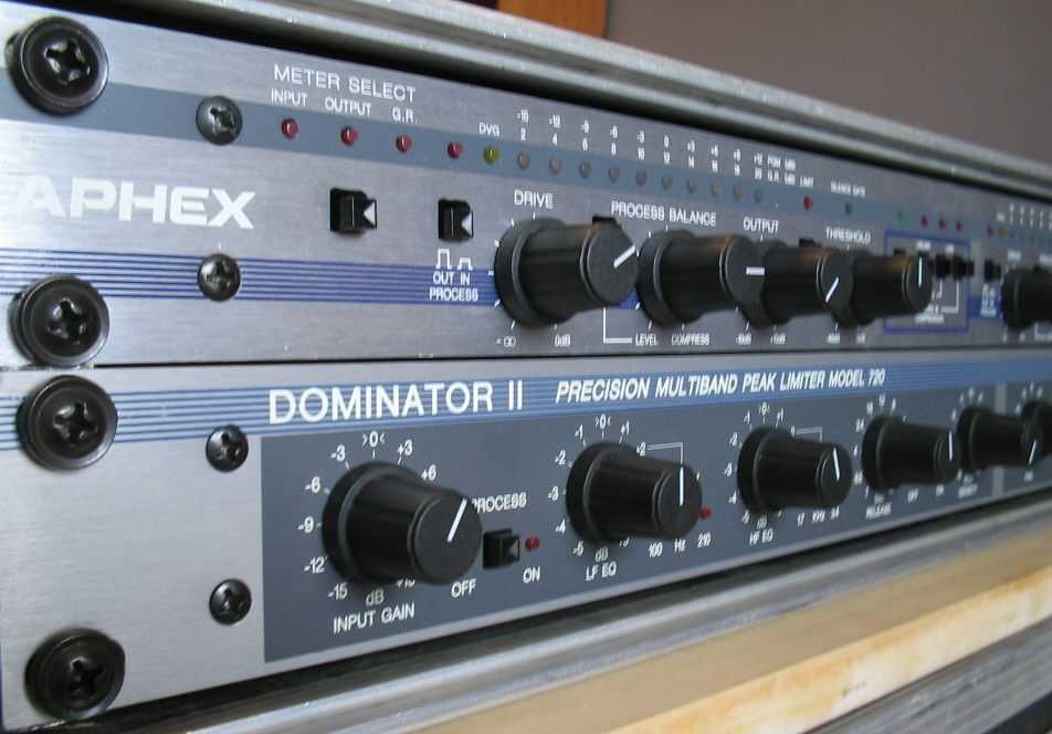 APHEX 720 DOMINATOR II (профессиональный лимитер )
