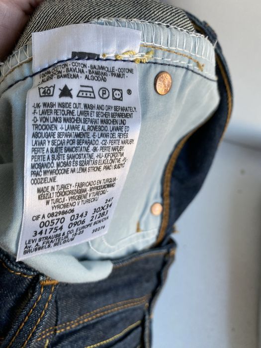 Levi’s 570 Straight Fit – Dark Rinse W31