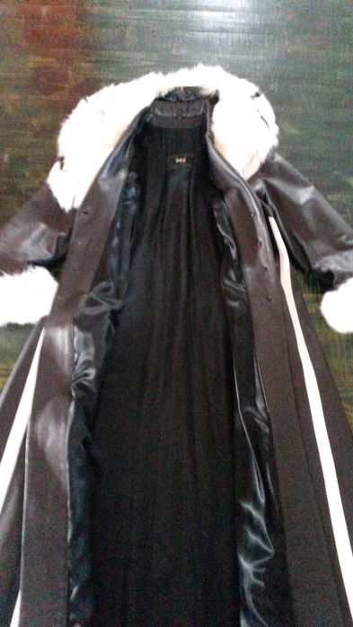 Haină piele unicat. Cadoul perfect de sărbători !