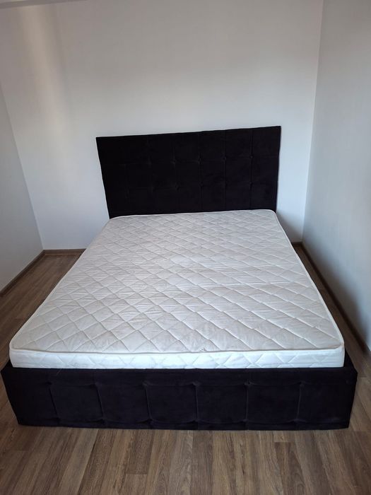 Pat 160 cm cu saltea inclusa