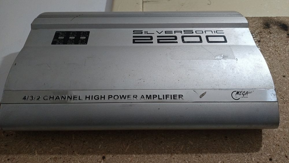 Statie subwoofer activ auto amplificator bass masina rms audio jbl