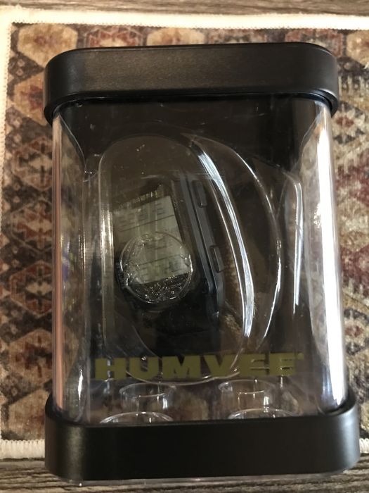 Продам часы HAMVEE