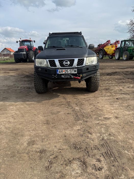 Nissan Patrol y61 GU4