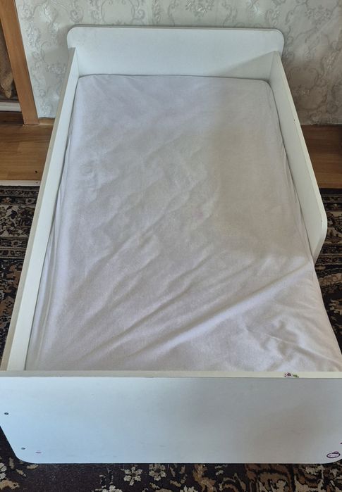 Продам детскую кровать